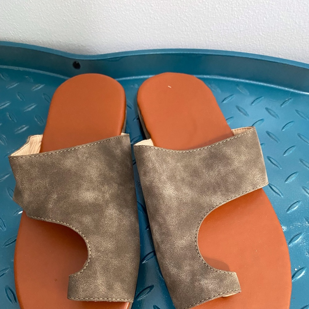 Super Comfy Sandals